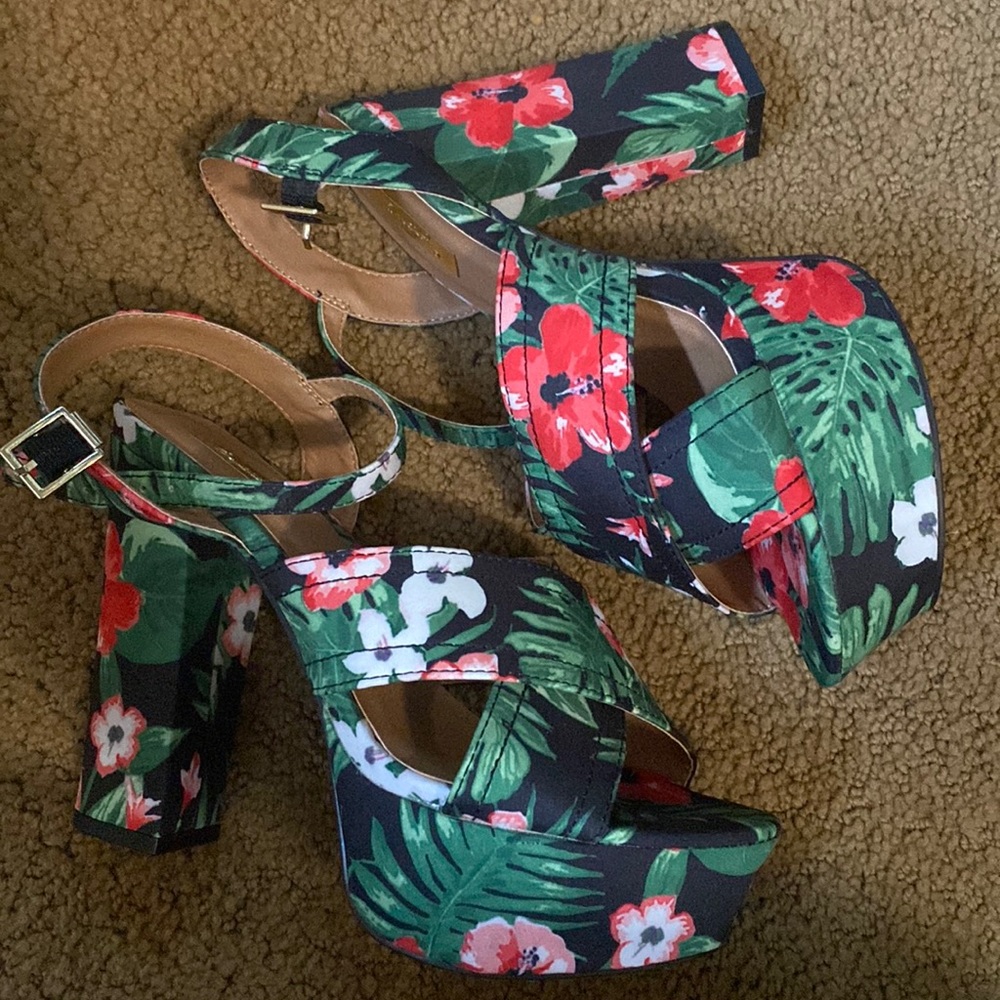 Womens heels